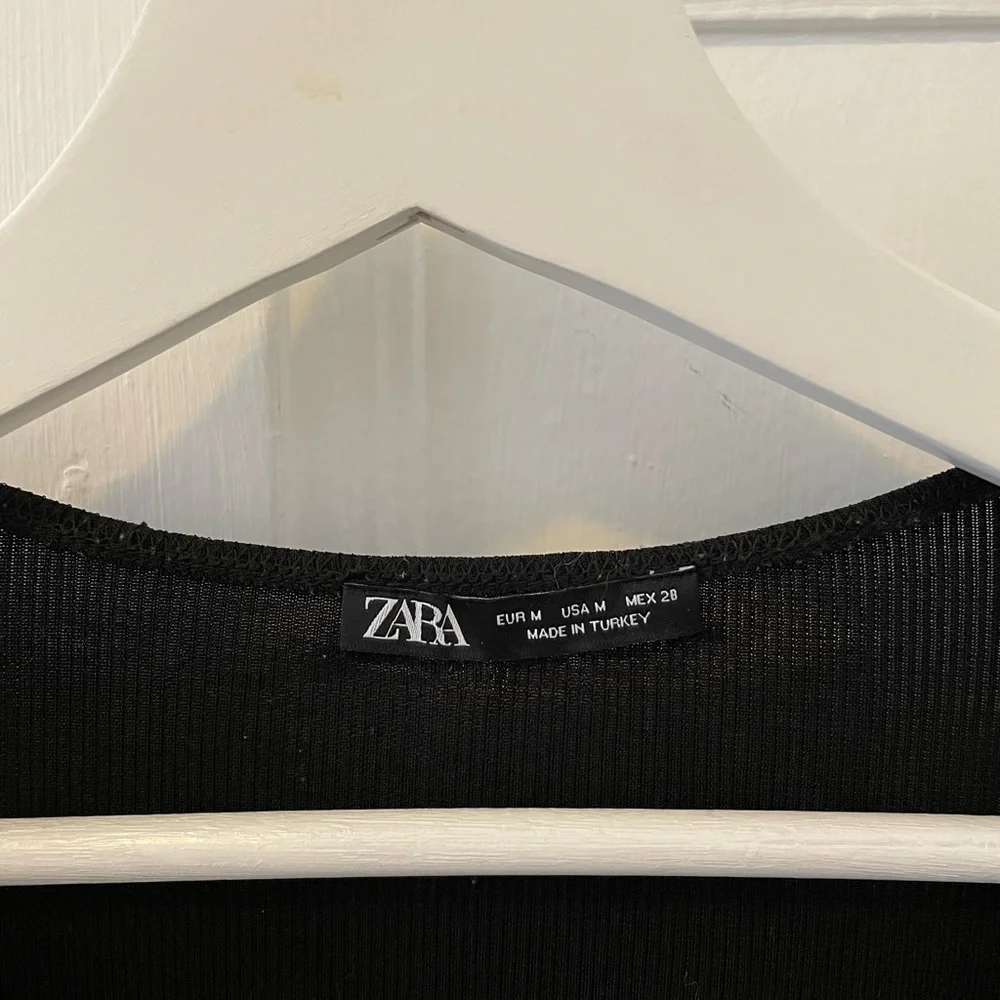Zara Ribbed Blouse - Picture 3 of 4